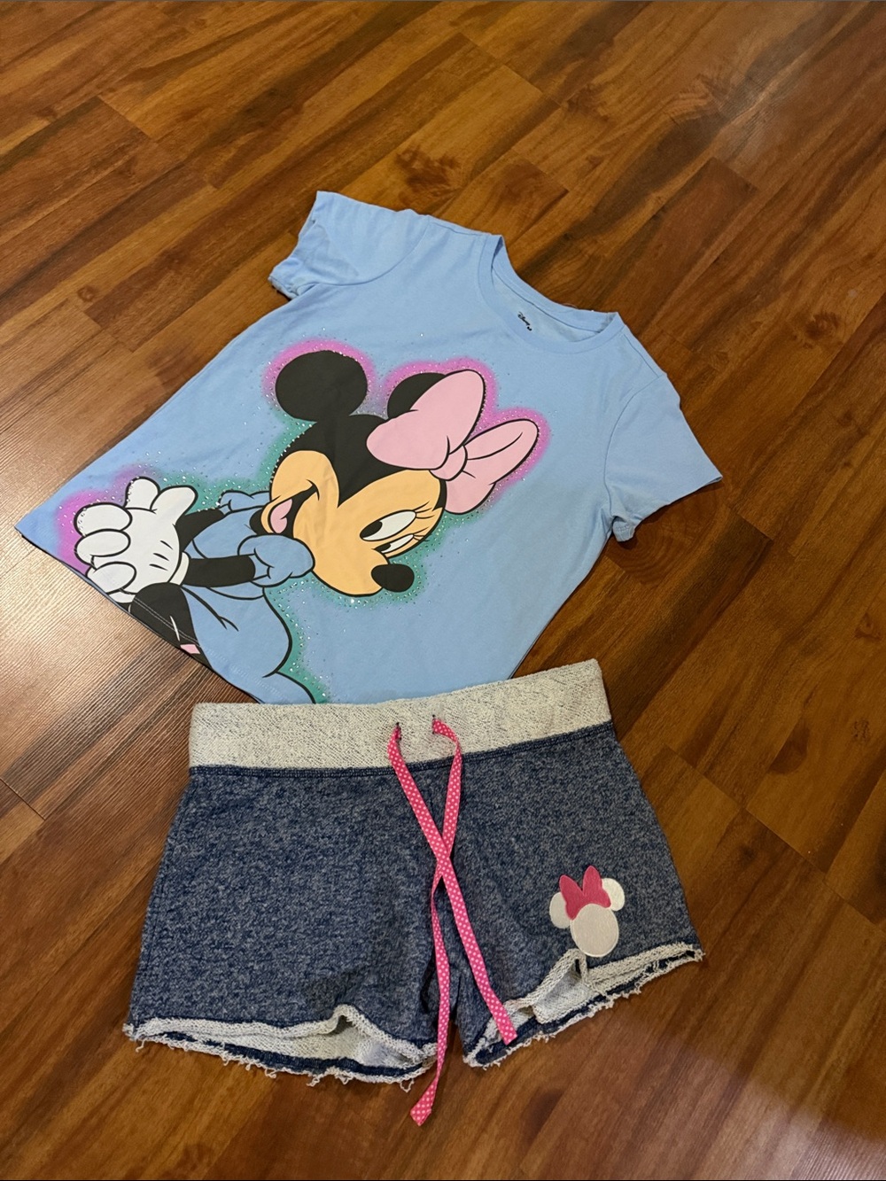 Disney Light Blue Minnie Mouse Set wNavy Shorts and Pink Accents nwt women small